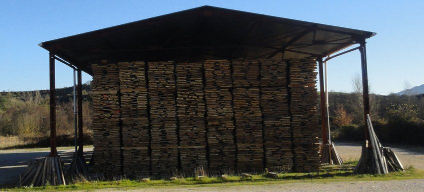 Distributeur de bois en gros